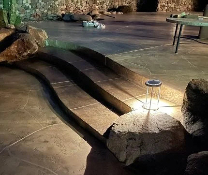 SunTino SMTL Mesa Multi-Purpose Outdoor Solar Light w/ 2700K LED - Black